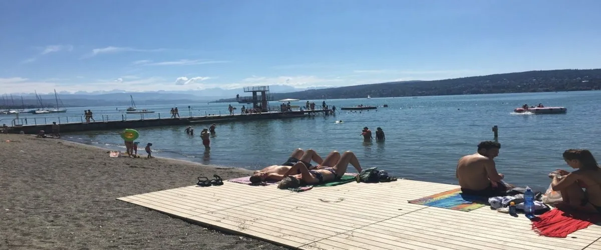 Foto 1 Strandbad Mythenquai