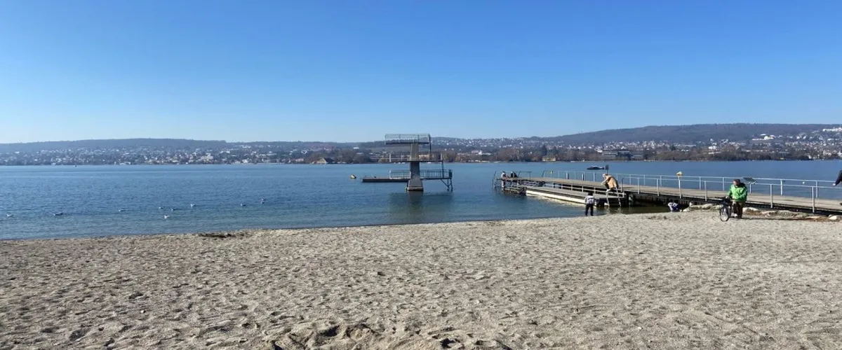 Foto 4 Strandbad Mythenquai