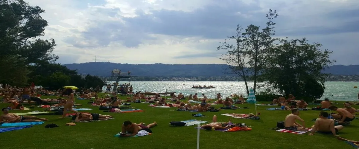 Foto 1 Strandbad Tiefenbrunnen