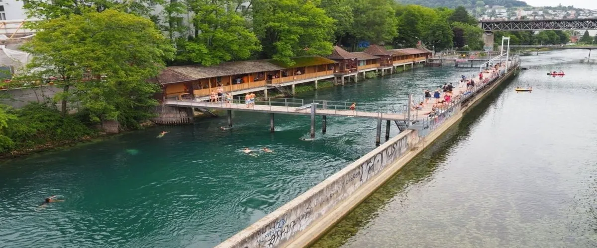 Foto 3 Swimming Pools Unter Letten