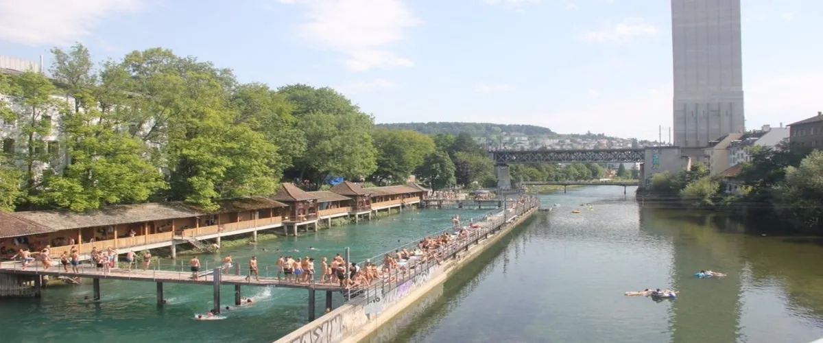 Foto 4 Swimming Pools Unter Letten