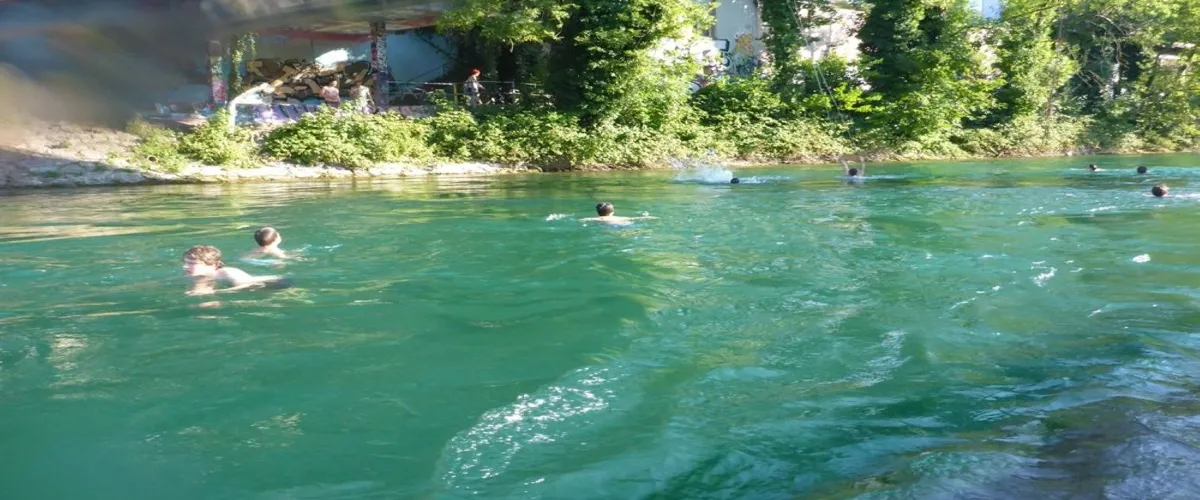 Foto 5 Swimming Pools Unter Letten